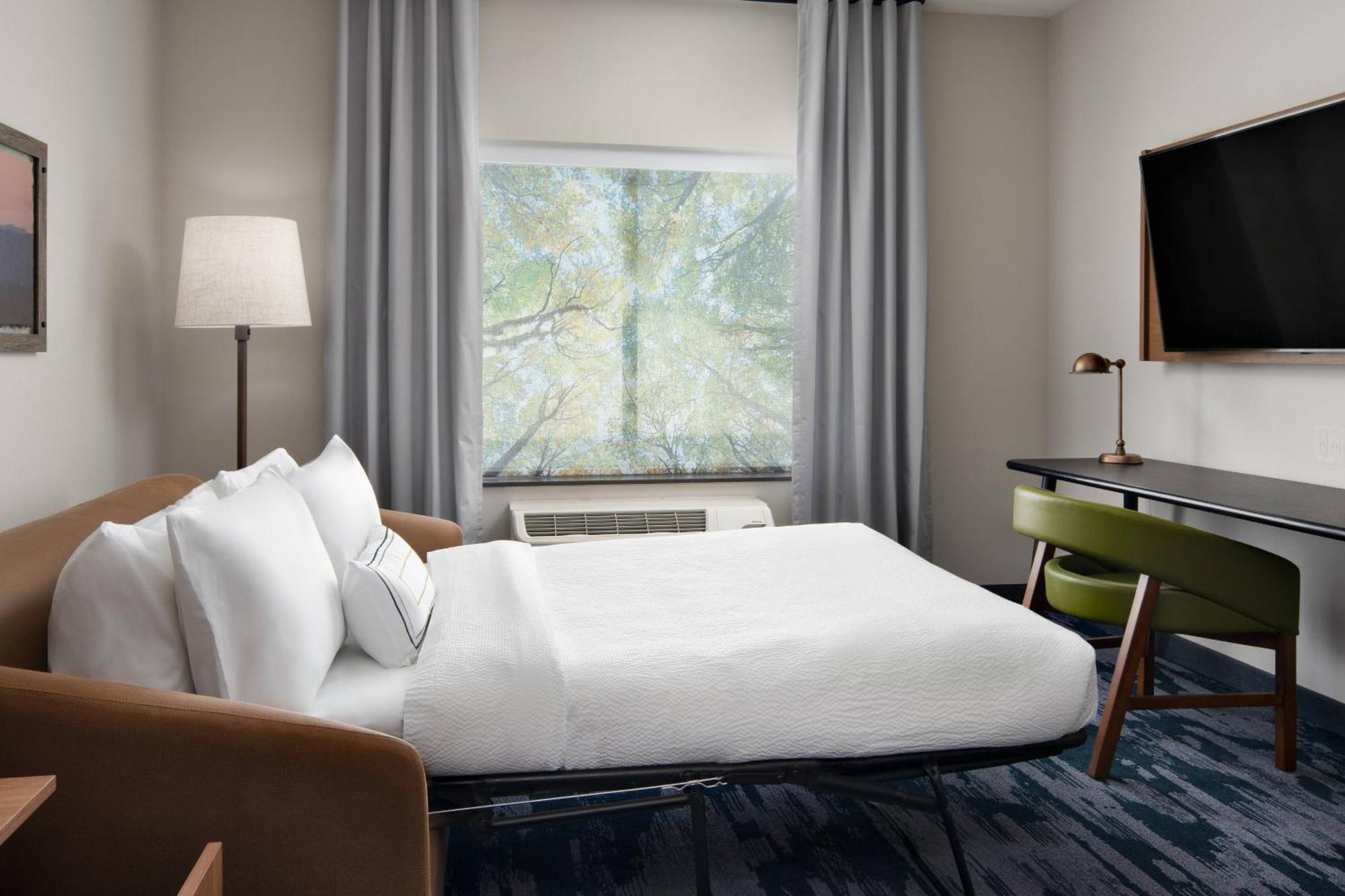Fairfield Inn & Suites By Marriott Женевско езеро Екстериор снимка